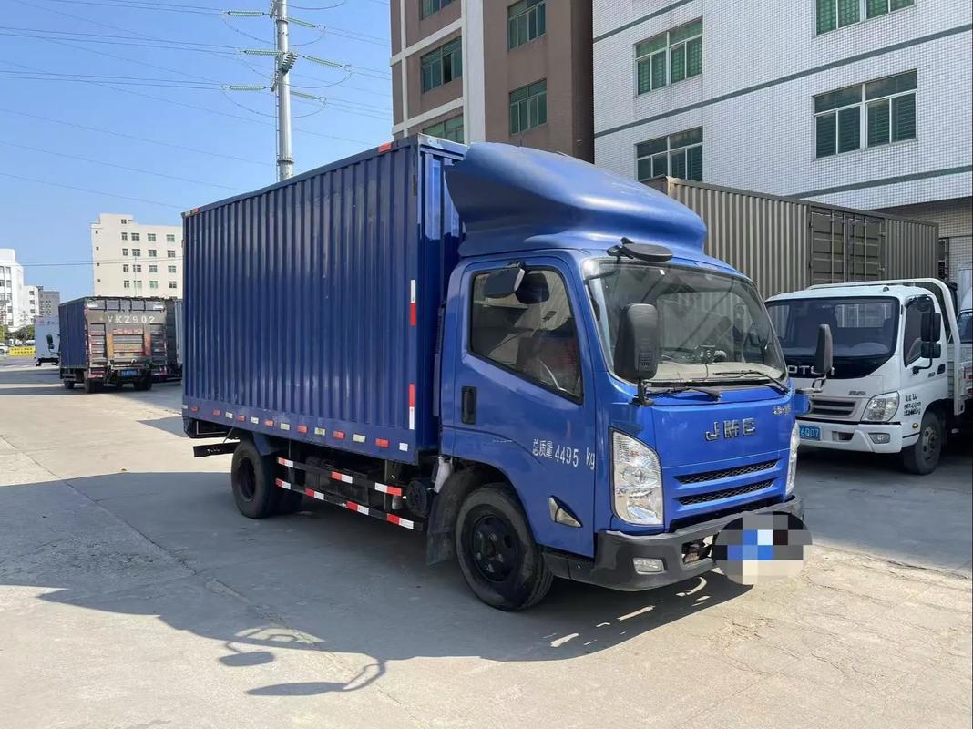 轻型厢式货车货运版图片轻型厢式货车货运版图片大全